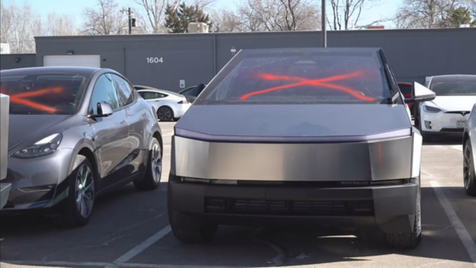 Investigation Continues After Body Found in Singer d4vd’s Tesla, Authorities Say
