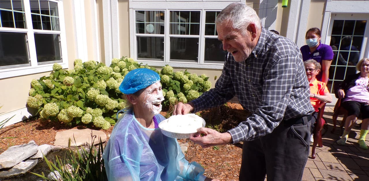 Community Raises Funds for Reproductive Health with Pie Night